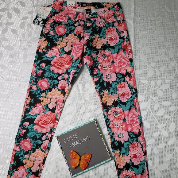 Floral Jeans - Picture 1 of 8